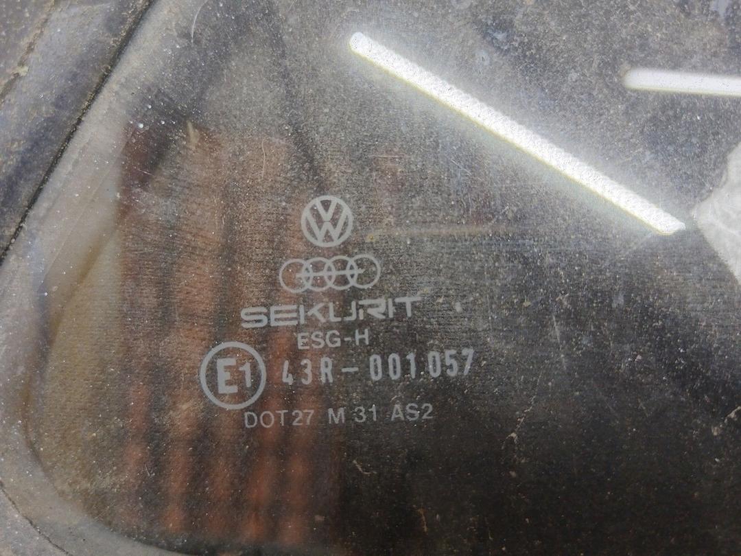 Стекло кузовное боковое правое 009I63 Volkswagen Passat купить