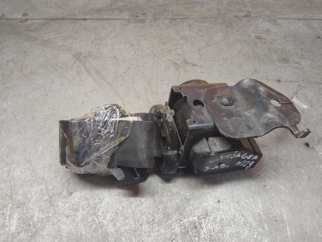 Ремень безопасности задний левый B71P7B Chrysler Voyager купить