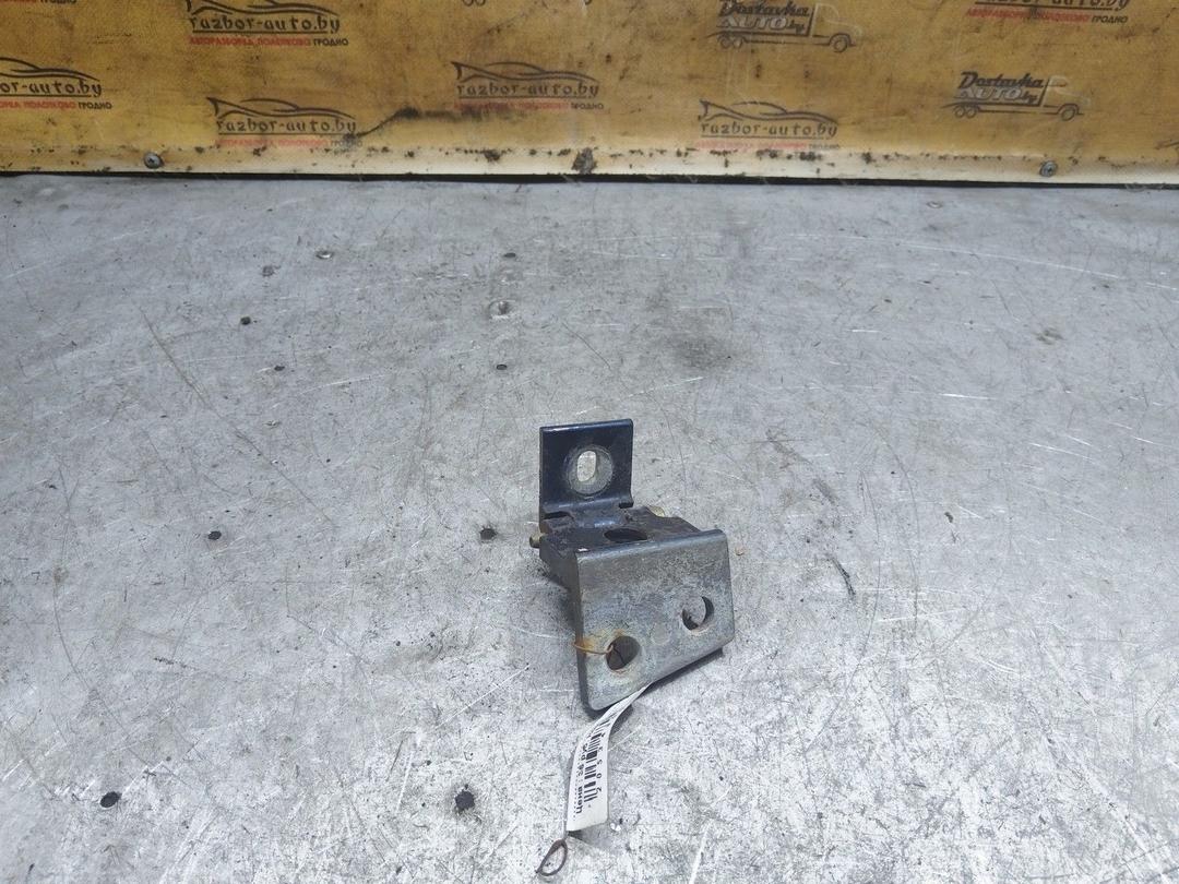 Петля двери задней правой 6HVS3H Peugeot 607 undefined