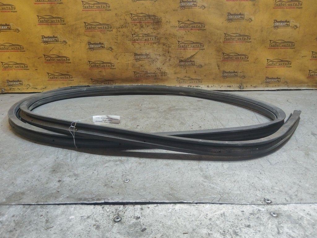 Уплотнитель двери передней левой J5P79H Volkswagen Jetta - Фото 4