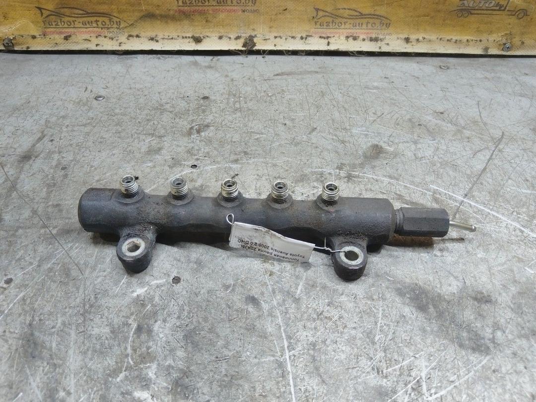 Топливная рампа 23RJ5I Toyota Avensis - Фото 2