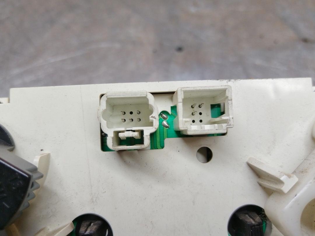 Блок управления печки/климат-контроля UJJORM Peugeot 307 - Фото 4