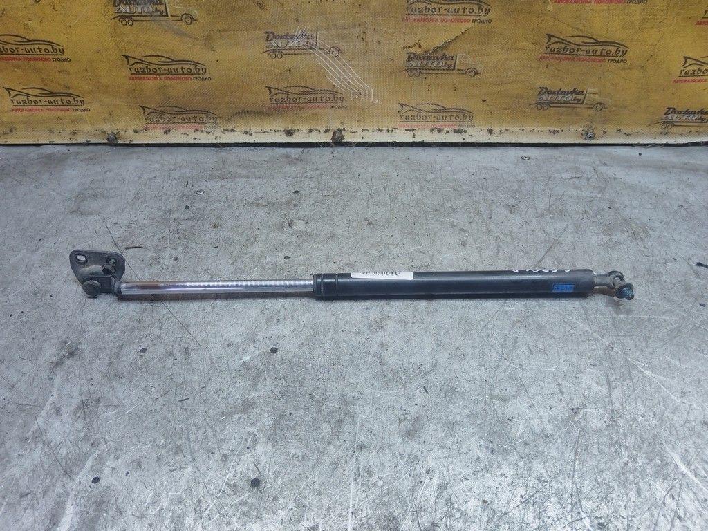 Амортизатор крышки багажника (3-5 двери) SHMUE9 Toyota Corolla - Фото 2