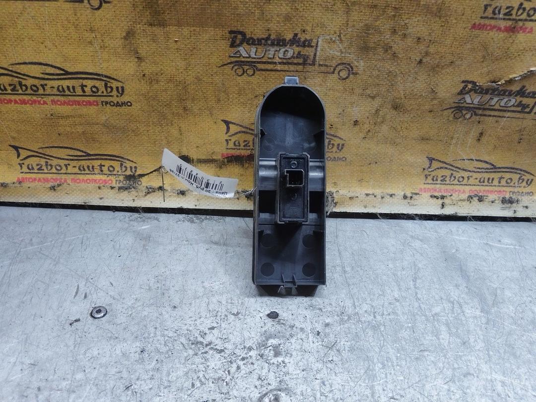 Кнопка стеклоподъемника переднего правого N4TR8C Opel Astra купить в магазине запчастей бу