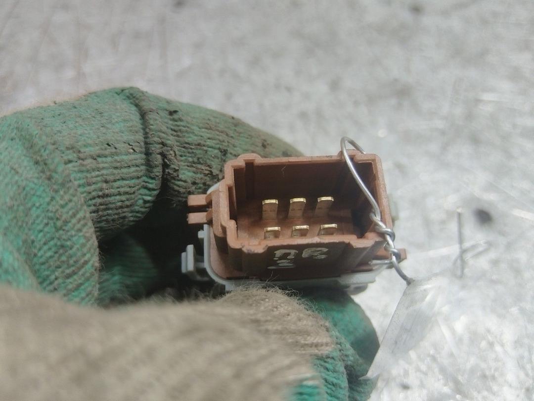 Кнопка стеклоподъемника заднего правого ZE6096 Renault Laguna - Фото 4