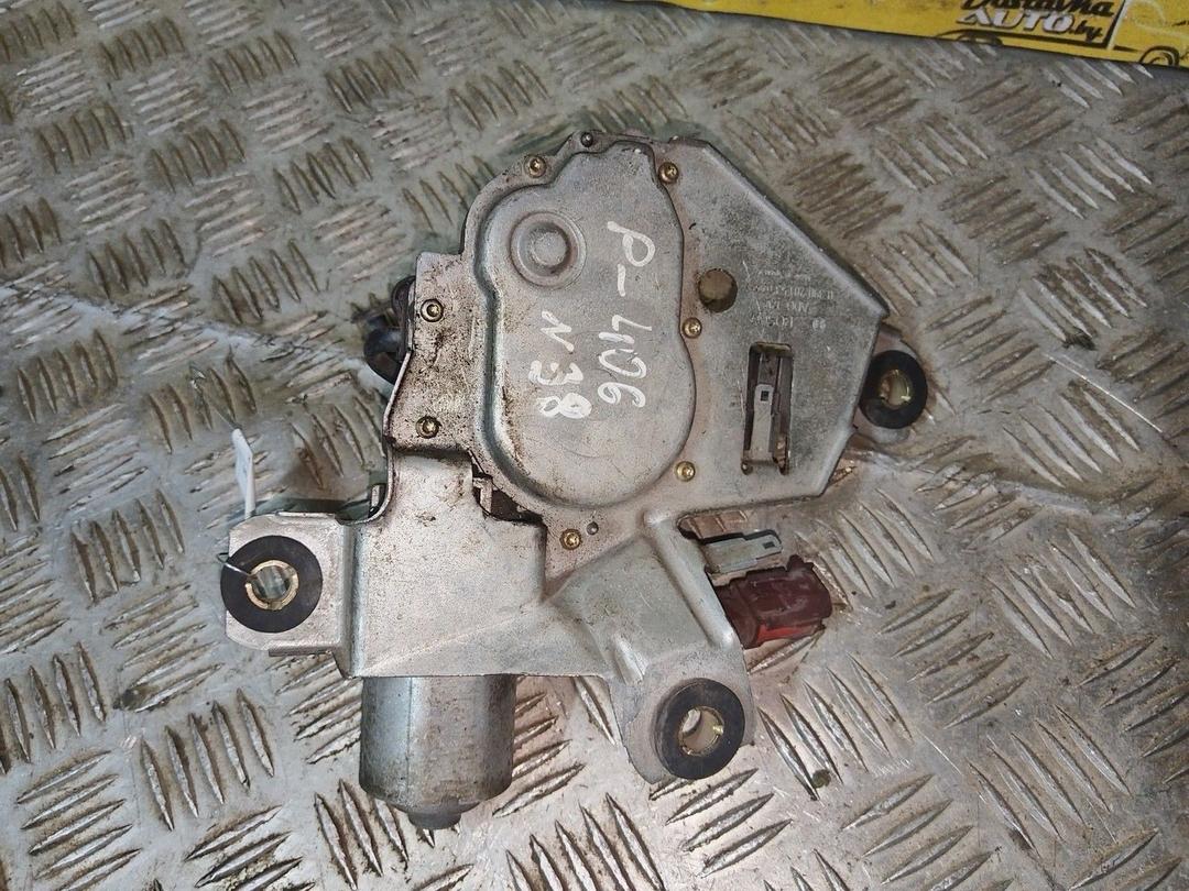 Моторчик заднего стеклоочистителя (дворника) D81QR5 Peugeot 406 купить с доставкой