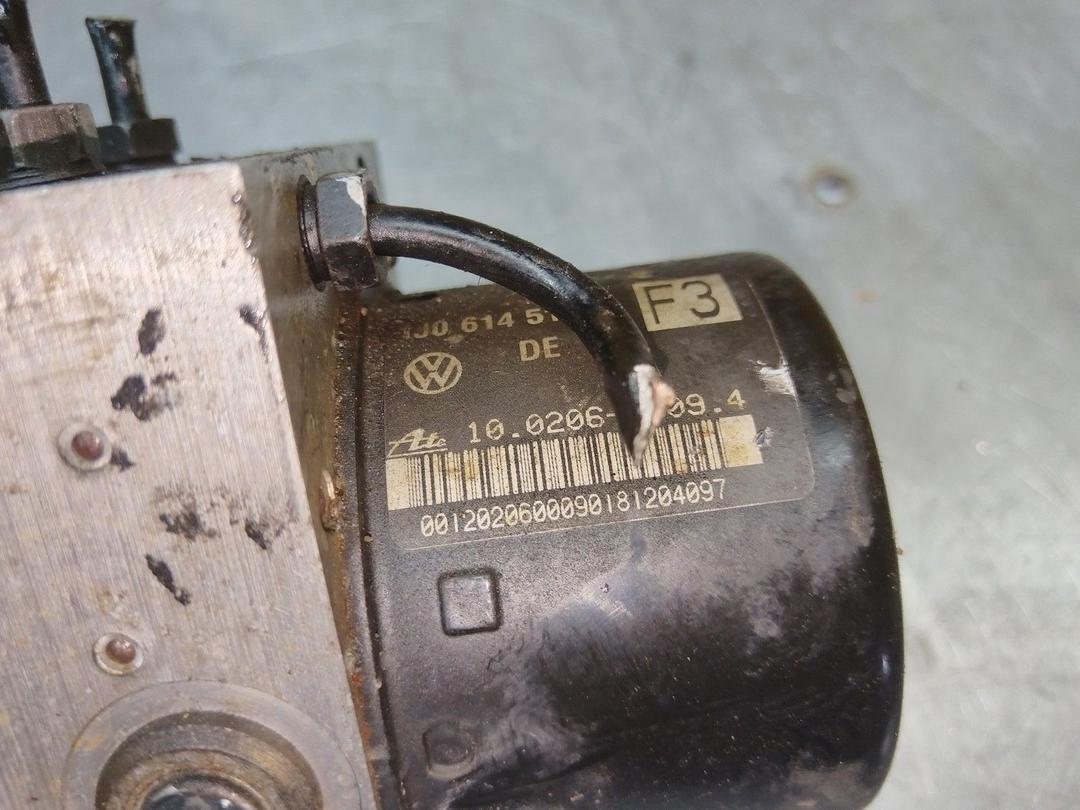 Блок ABS 44230M Volkswagen Golf - Фото 7