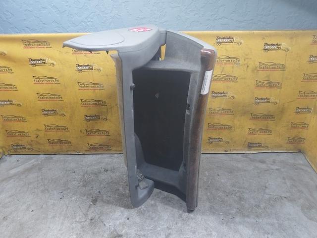 Бардачок H2L20D Peugeot 406 undefined