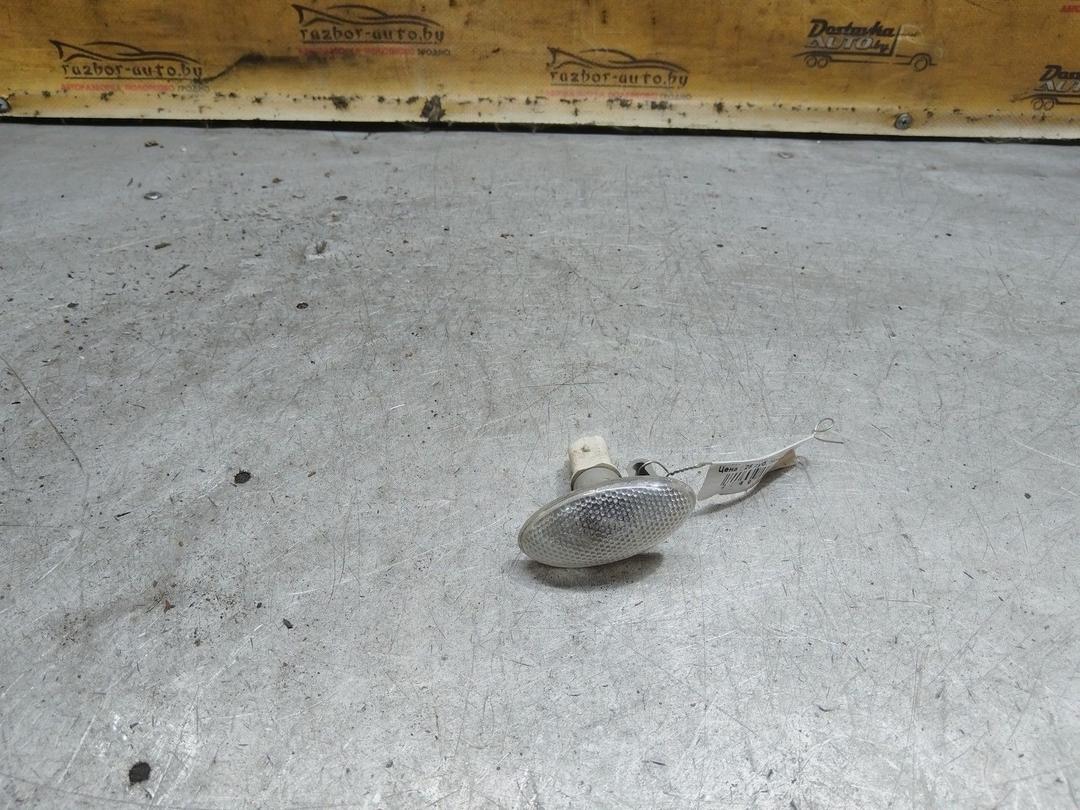 Повторитель передний правый B8VHEJ Citroen C3