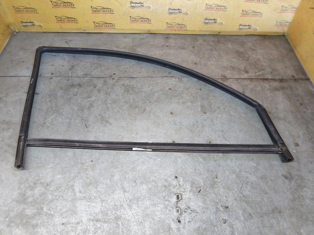 Молдинг стекла двери передней левой наружный PLJQNQ Volkswagen Golf - Фото 2