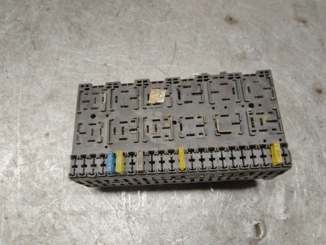 Блок предохранителей XWCQLA Volkswagen Passat купить