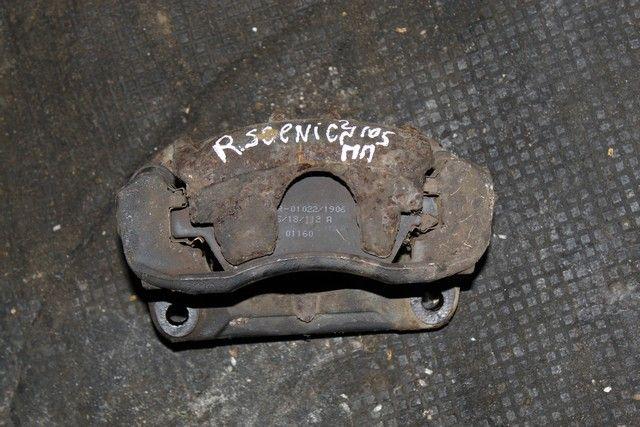 Суппорт передний правый RLHFTY Renault Scenic