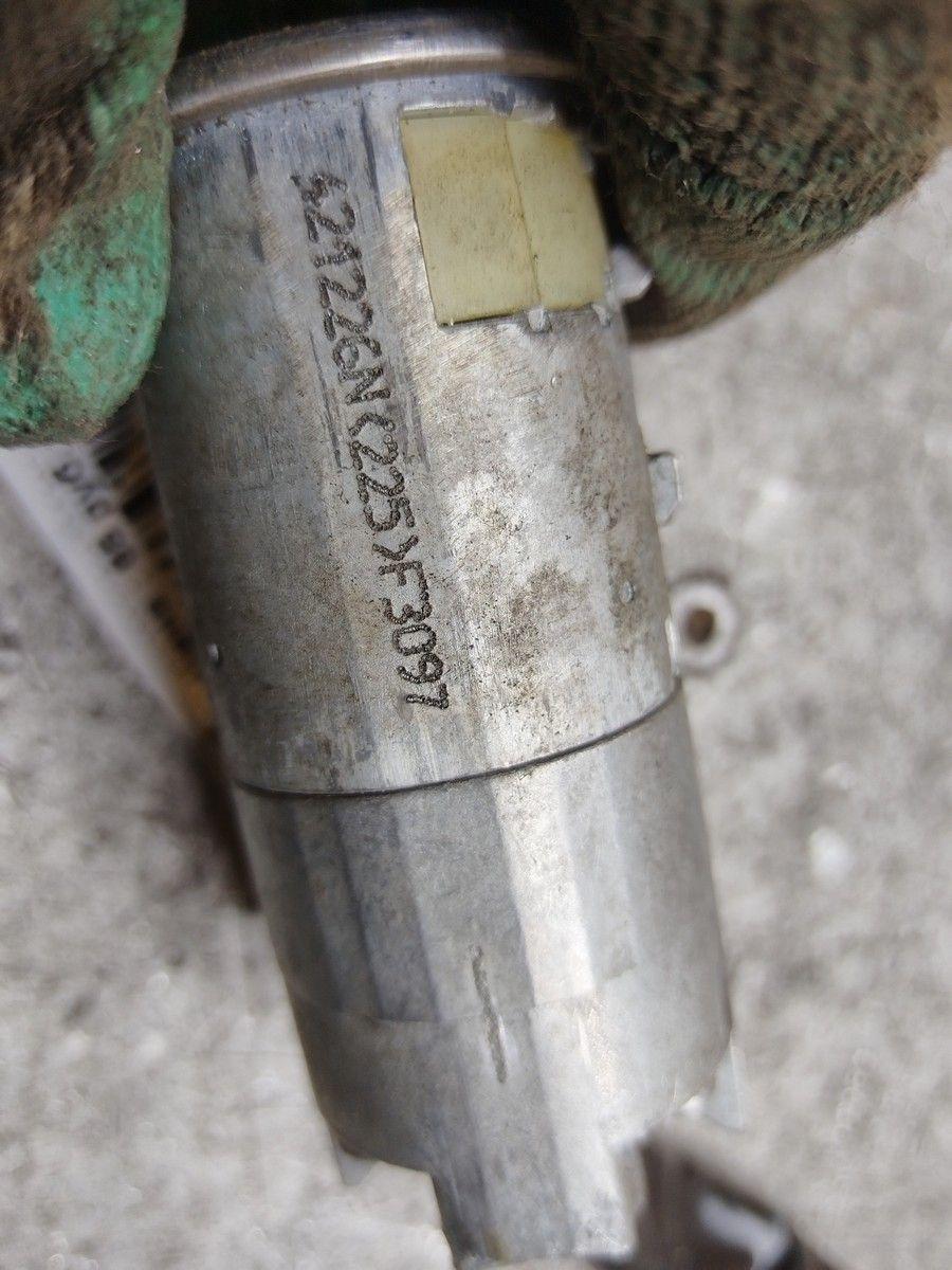 Замок зажигания CW4712 Renault Laguna купить в магазине запчастей бу