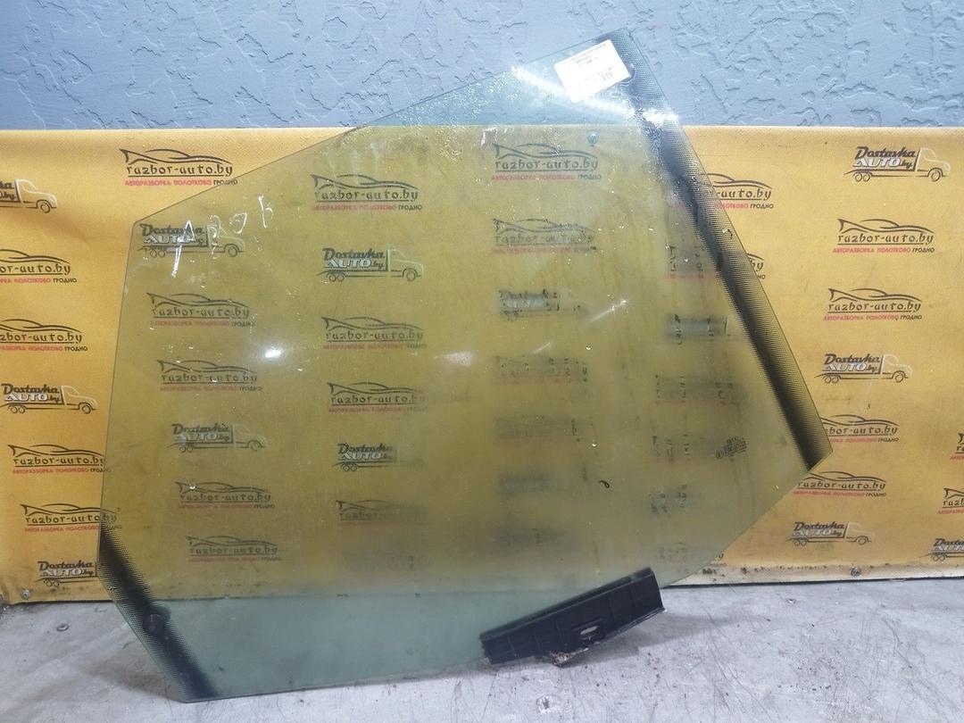 Стекло двери задней правой ORYU0M Audi 80