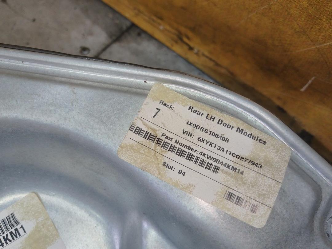 Стеклоподъемник электрический задний левый 6Y14OX Kia Sorento купить в магазине запчастей бу