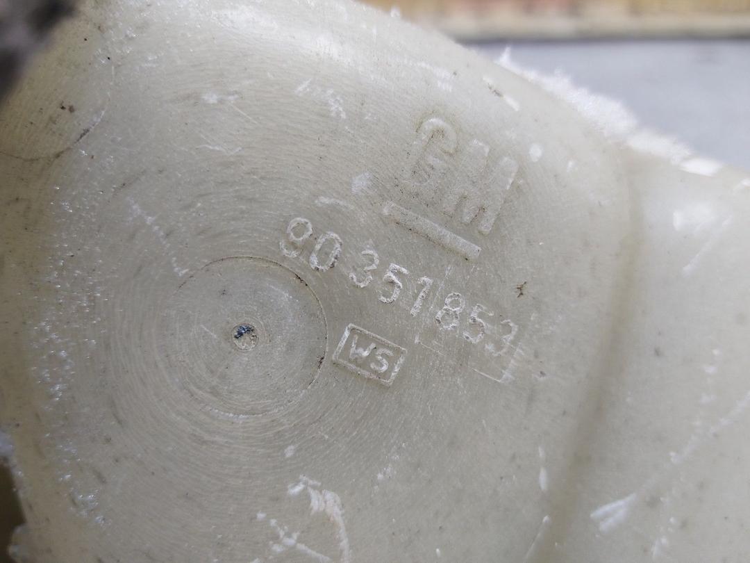 Бачок расширительный UP87F6 Opel Astra купить