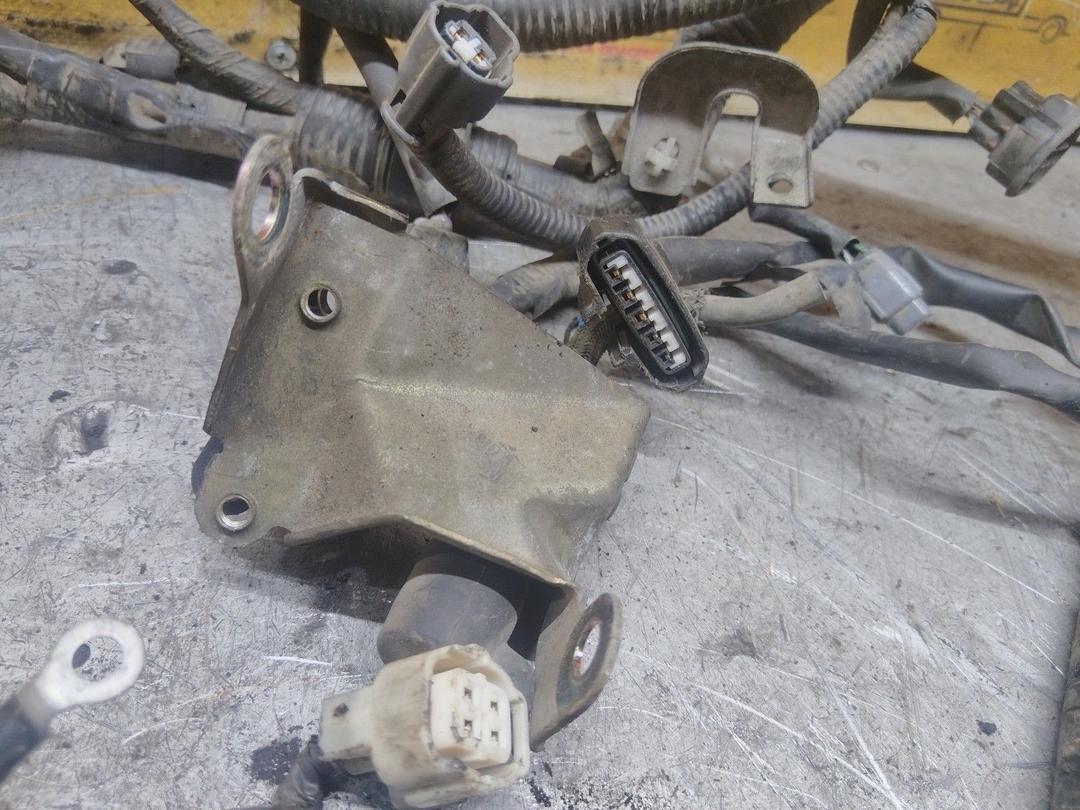 Проводка двигателя QE821T Toyota Corolla купить в магазине запчастей бу
