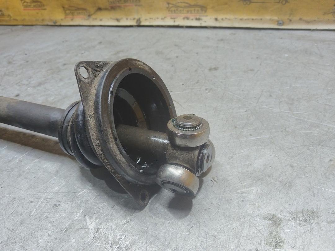 Полуось передняя левая (приводной вал, ШРУС) 3U5HZ4 Renault Laguna купить на авторазборке