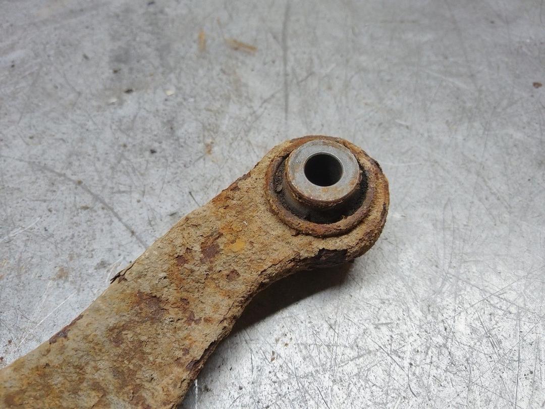 Рычаг задний правый 7APVI1 Mazda 6 купить на авторазборке