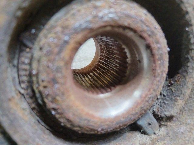 Кулак поворотный правый E11E29 Ford C-Max купить на авторазборке