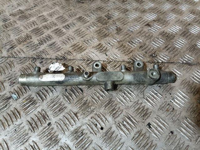 Топливная рампа BEHJOE Peugeot 406 - Фото 2