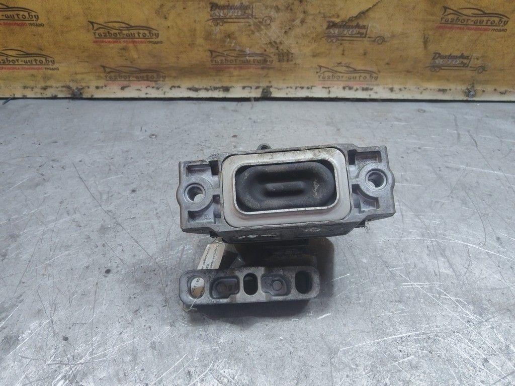 Подушка крепления двигателя K3MN1F Volkswagen Jetta - Фото 5