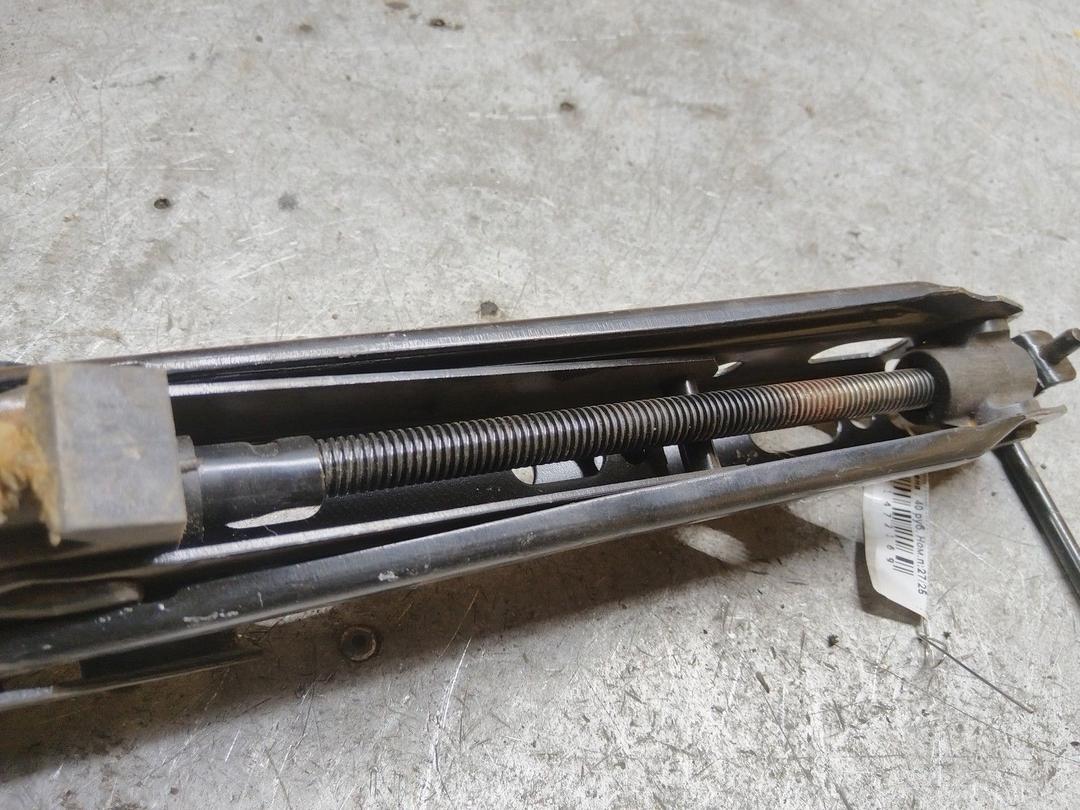 Домкрат JEEUR9 Opel Astra купить в магазине запчастей бу