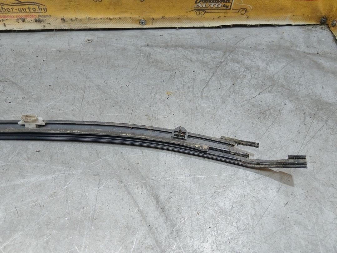 Молдинг стекла лобового 8HQPYG Renault Laguna купить с доставкой