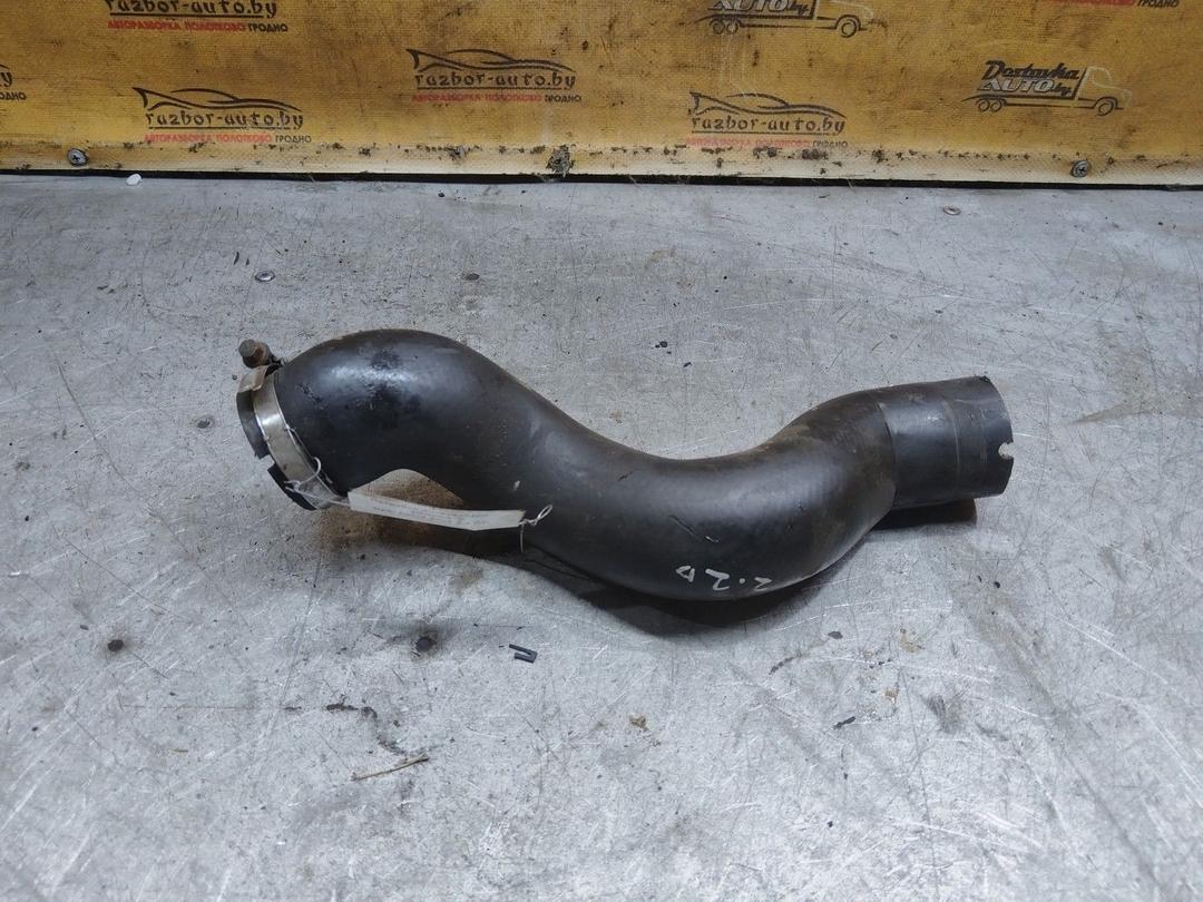 Патрубок интеркулера 2GG0CA Opel Zafira