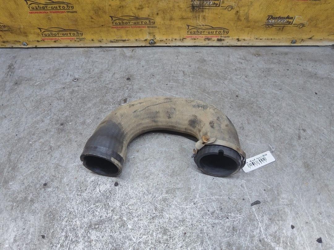 Патрубок интеркулера EY09FA Opel Vectra