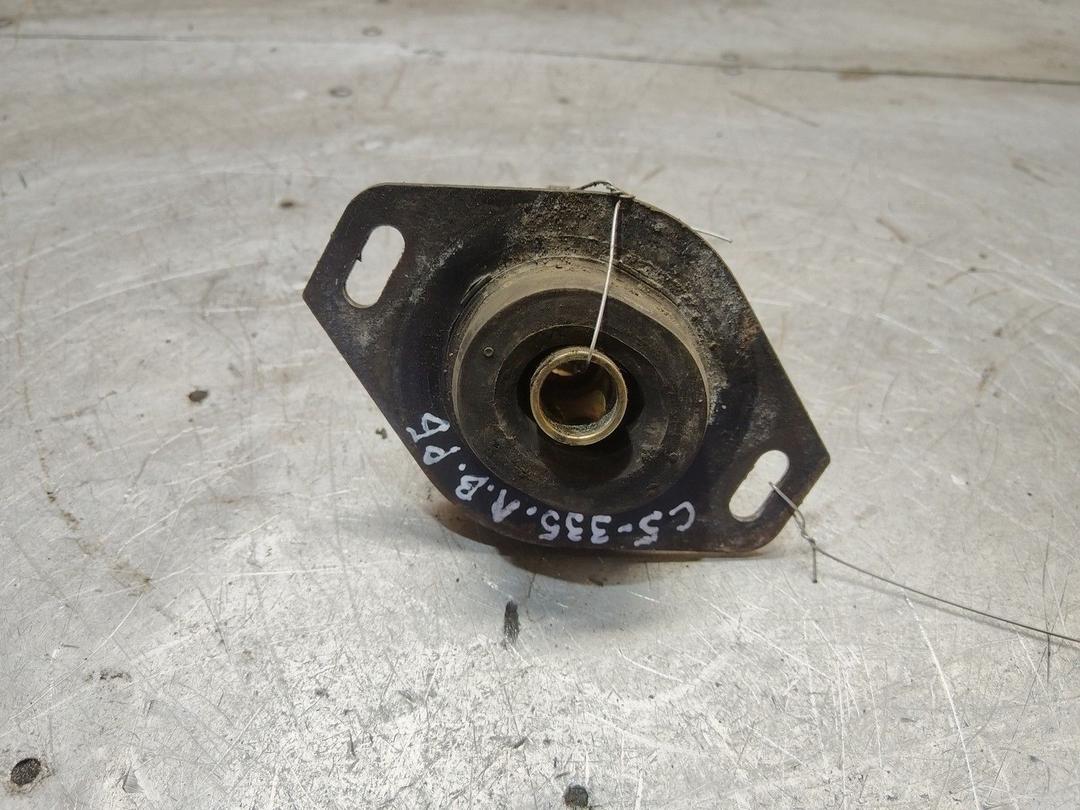 Подушка крепления КПП R1RZBM Citroen C5