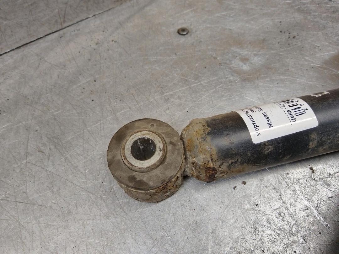 Амортизатор задний правый 5MK5MB Nissan Note купить на авторазборке