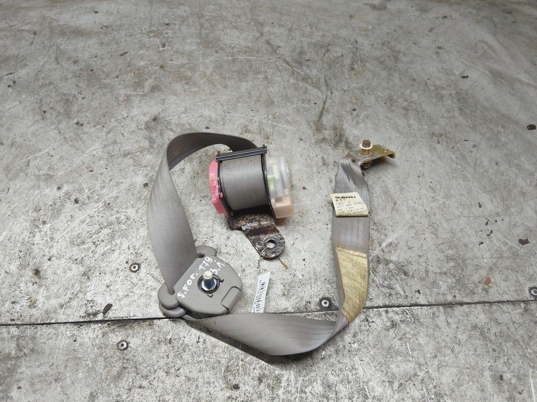 Ремень безопасности задний левый 1LZB8L Subaru Forester купить на авторазборке