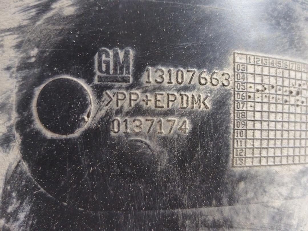 Защита арок задняя правая (подкрылок) RSE51S Opel Astra купить в магазине запчастей бу