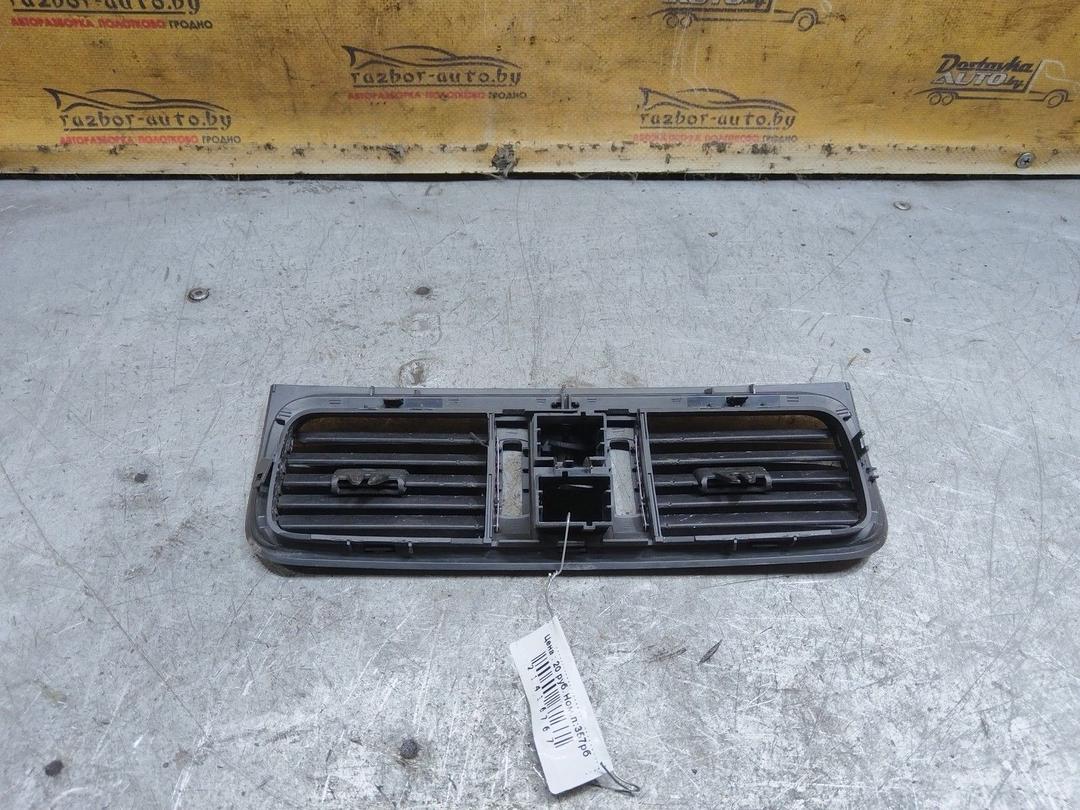 Дефлектор обдува салона OU1R7R Skoda Fabia купить с доставкой