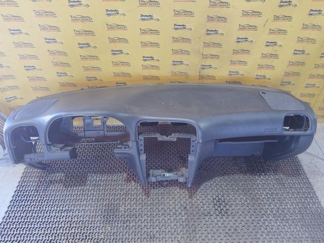 Панель передняя салона (торпедо) KT2DIW Volvo V40