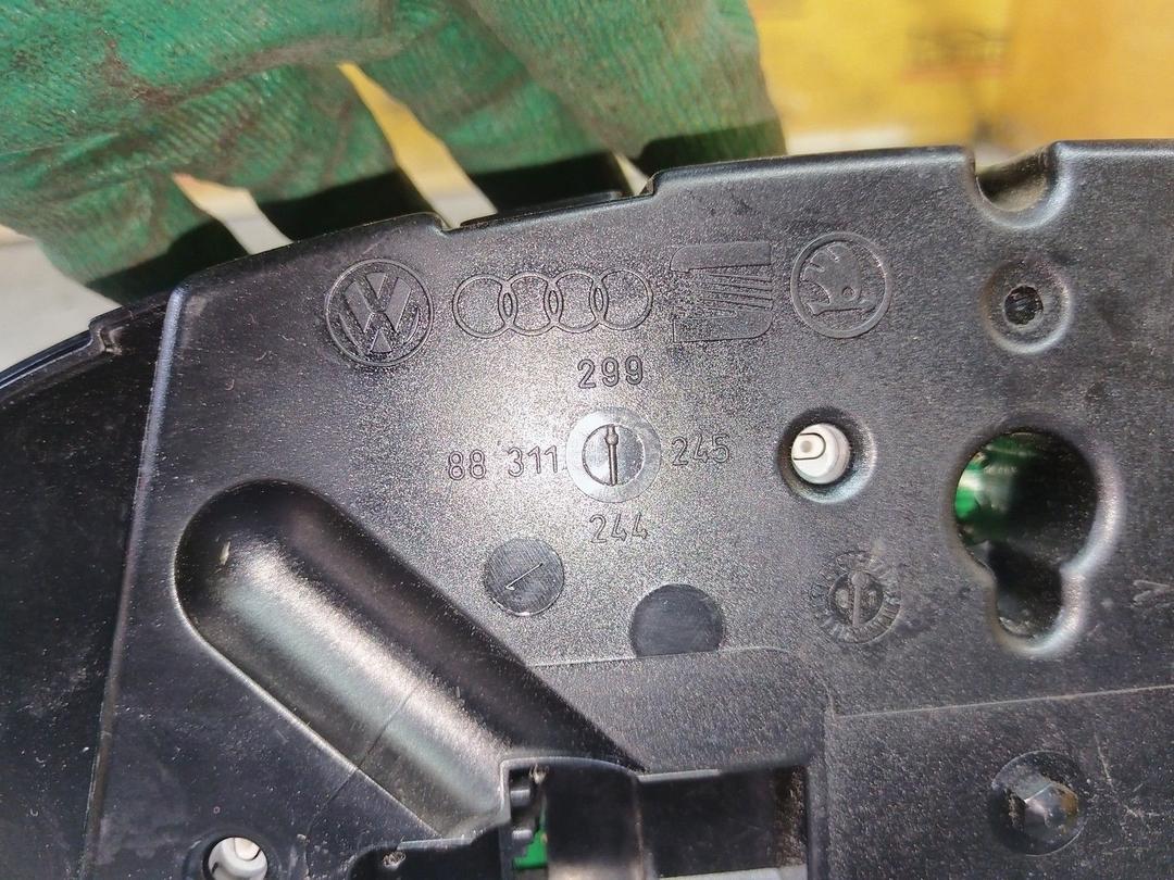 Щиток приборов (приборная панель) 65FC5H Volkswagen Passat купить с доставкой. Огромный выбор запчастей и марок авто. У нас есть практически все.