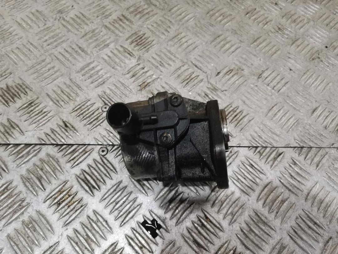 Насос вакуумный DWXTK5 Mitsubishi Carisma - Фото 2