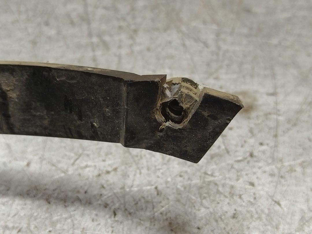 Заглушка порога LB6295 Volkswagen Passat купить в магазине запчастей бу