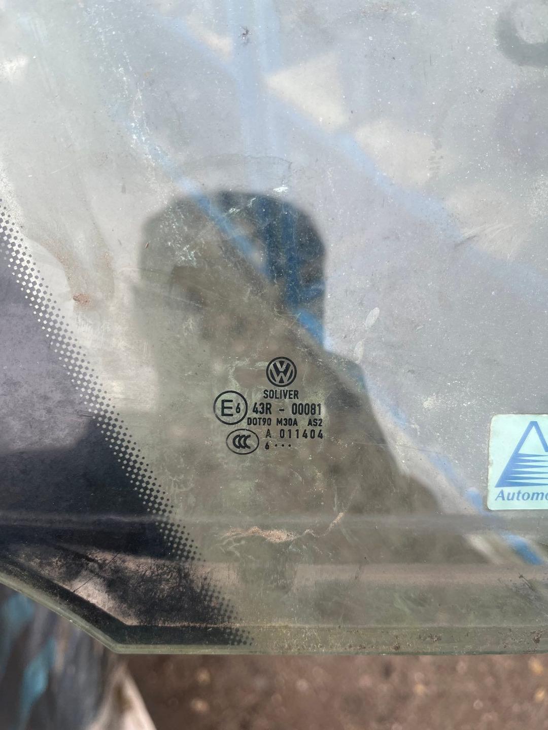 Стекло двери задней правой P83OJZ Volkswagen Passat купить