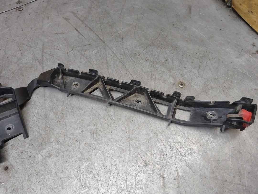 Кронштейн крепления бампера заднего JWUUAB Opel Astra - Фото 3