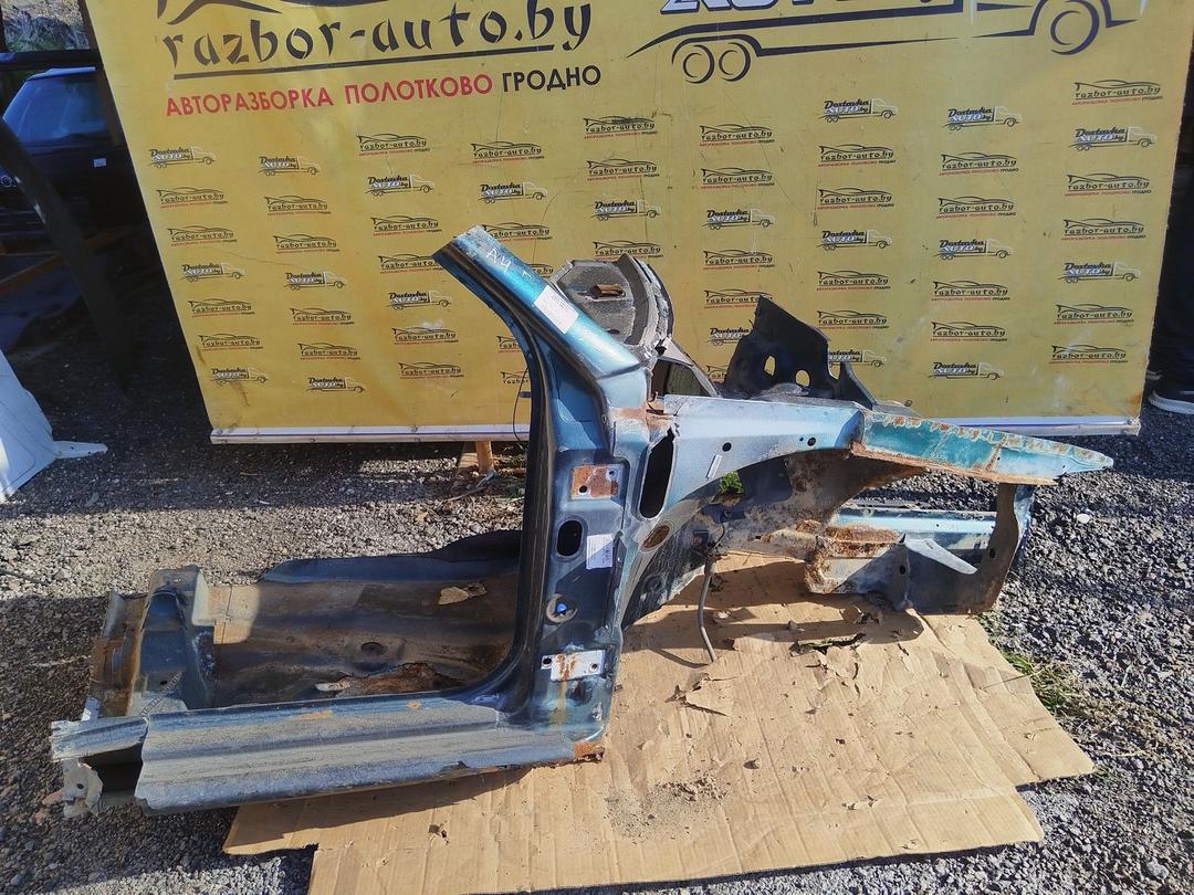 Стойка кузовная передняя правая GSRWVY Audi A4 купить на авторазборке