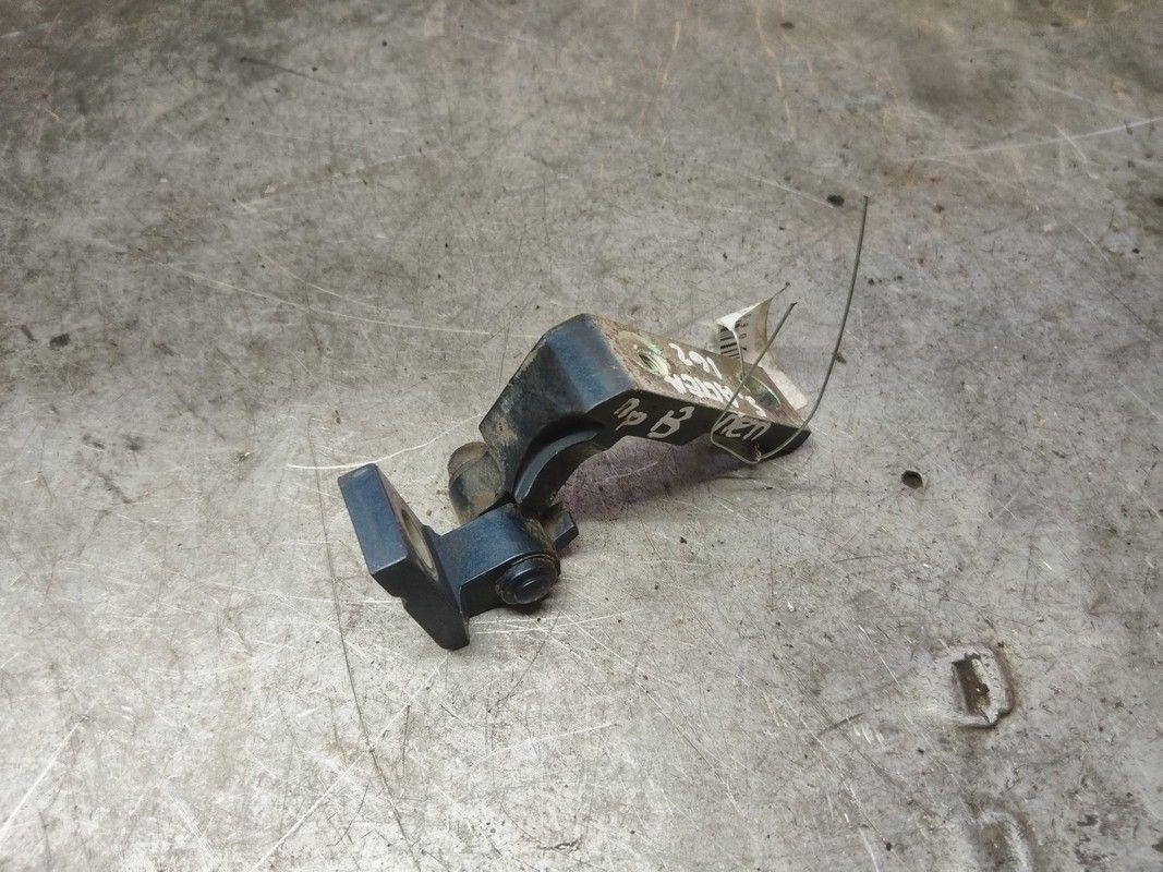 Петля двери передней правой Z6725Z Seat Altea купить с доставкой