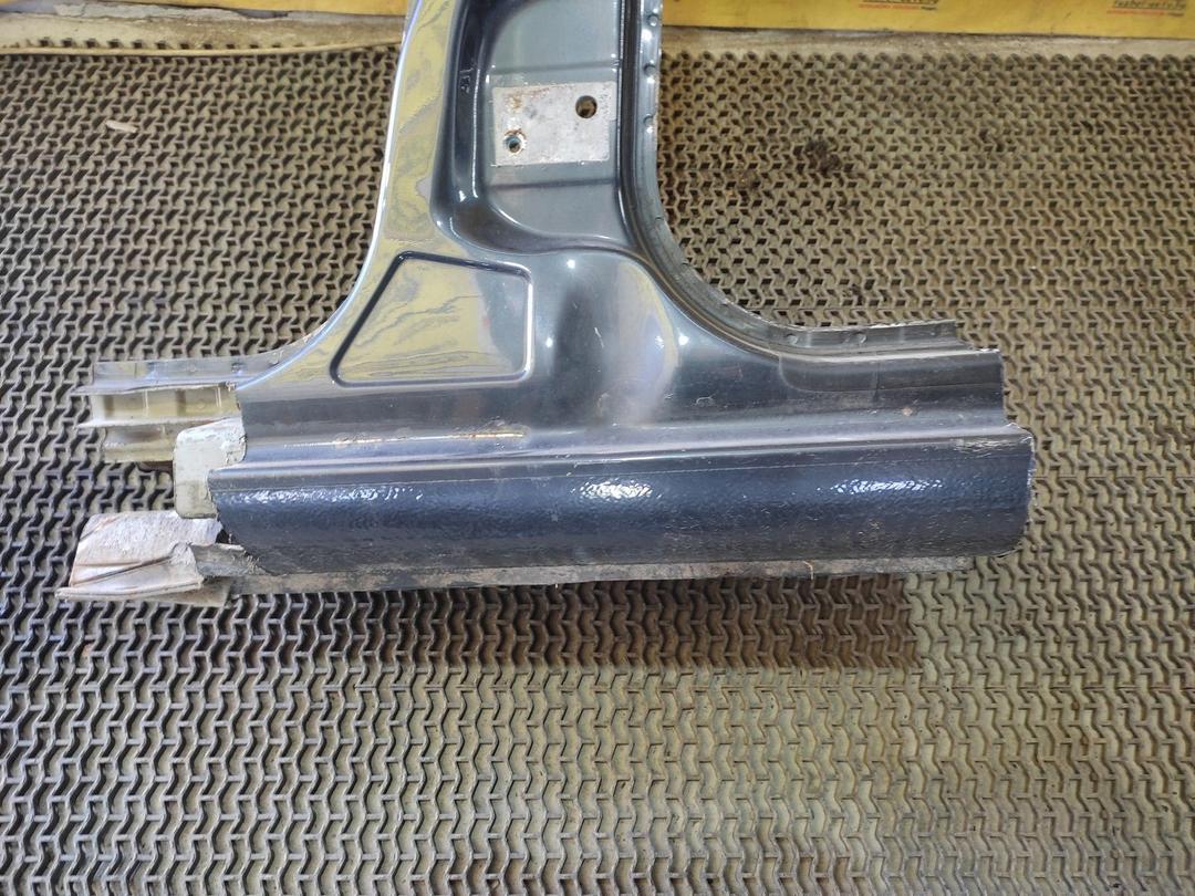 Стойка кузовная центральная левая 54U0F1 Volkswagen Golf - Фото 2