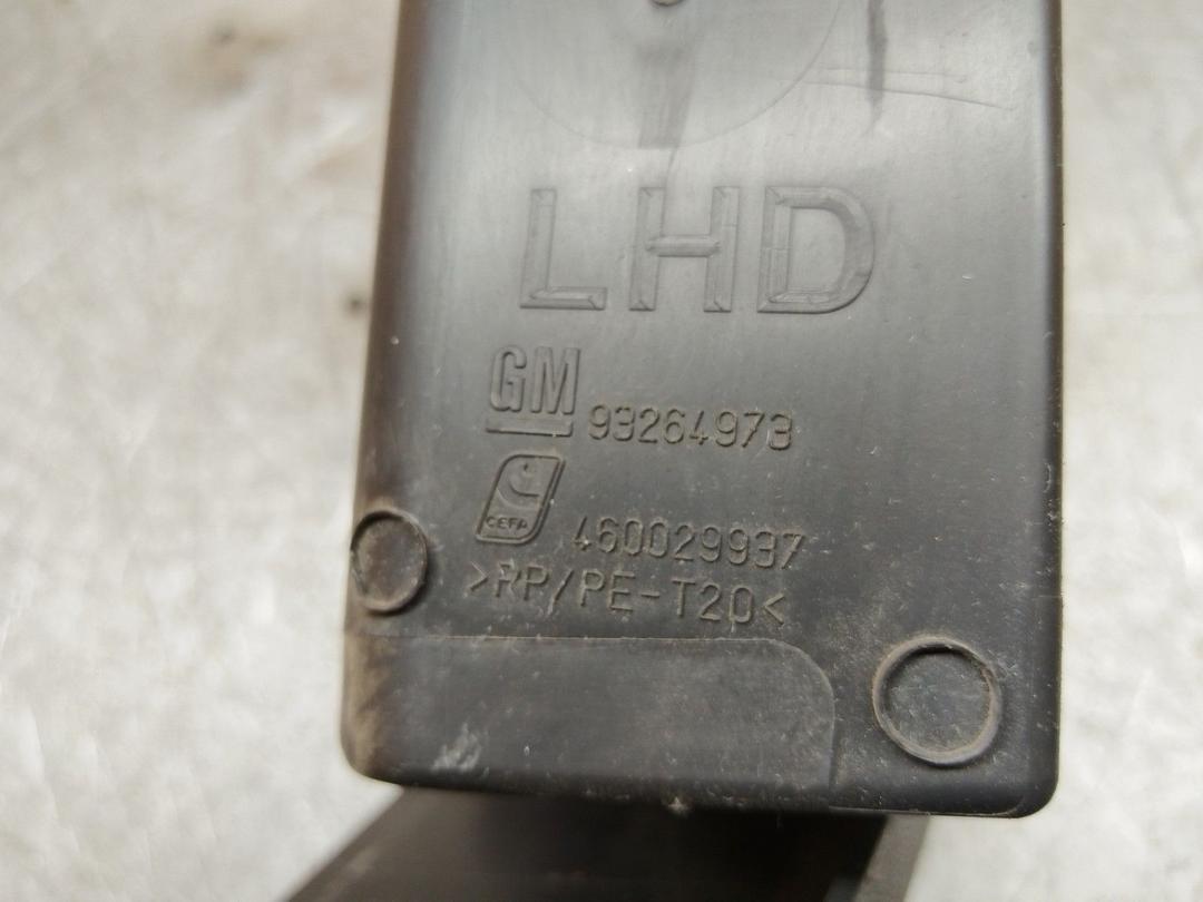 Вещевой ящик центральной консоли 2H2B35 Opel Meriva купить с доставкой