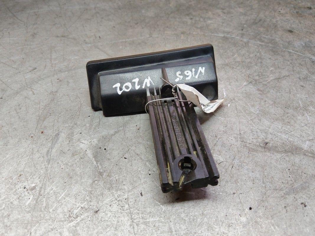 Кнопка ручного тормоза (ручника) BHMJBN Mercedes C W202 купить