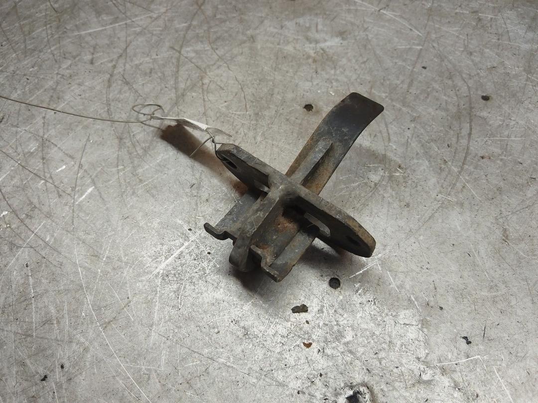 Ограничитель открывания двери задней GTDLOL Volkswagen Caddy купить в магазине запчастей бу