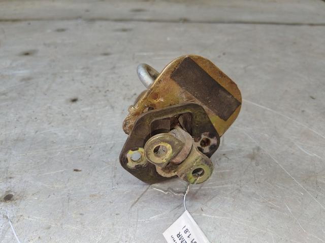 Ограничитель открывания двери передней 8QI2MR Alfa Romeo 156