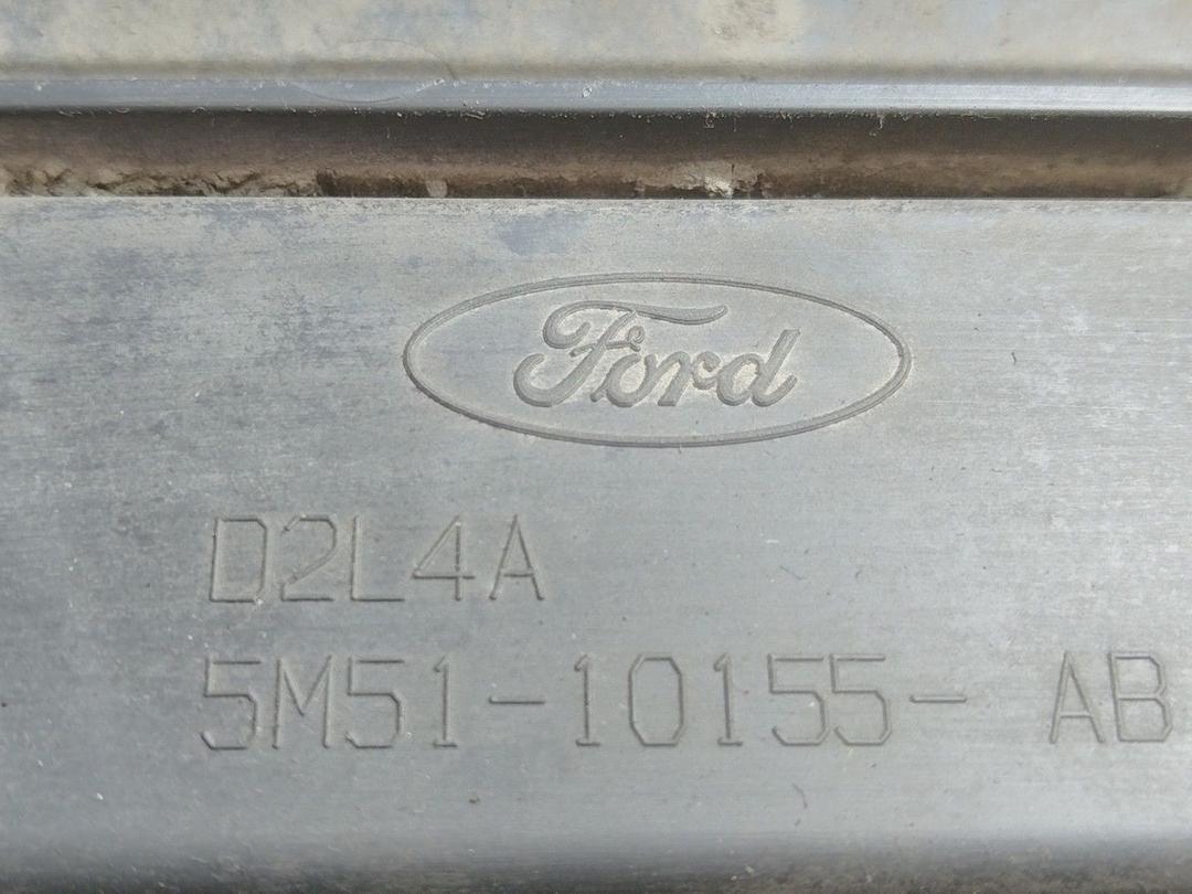 Накладка на порог наружная левая JS06QO Ford Focus - Фото 9