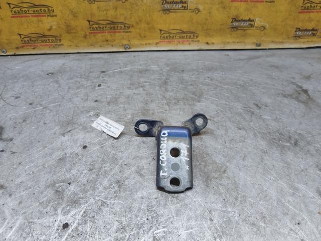 Петля двери задней правой 6A75RX Toyota Corolla купить в магазине запчастей бу